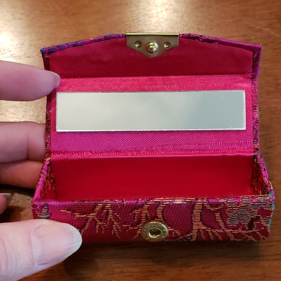 Mirrored lipstick case - Picture 2 of 3
